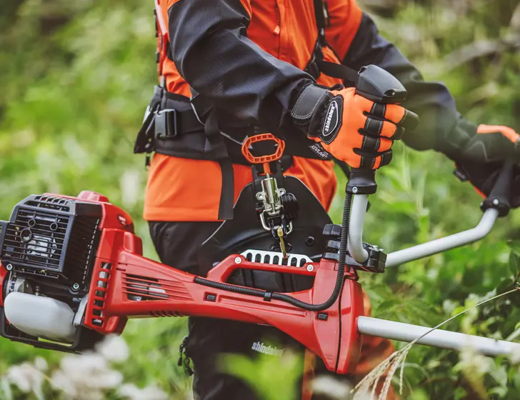 Shindaiwa High Torque Professional Brushcutter B410TS thumbnail 4