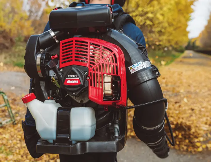 Shindaiwa Commercial Backpack Blower EB810 thumbnail 2